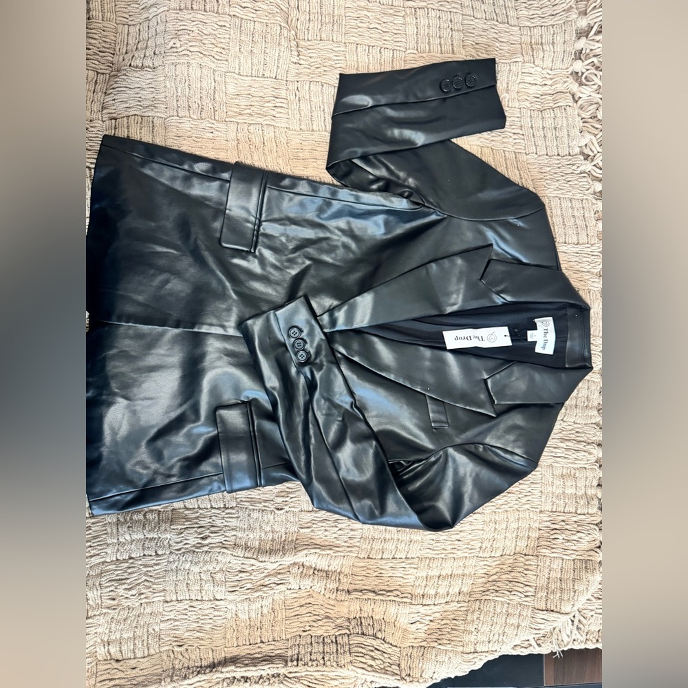 The Drop leather Jacket